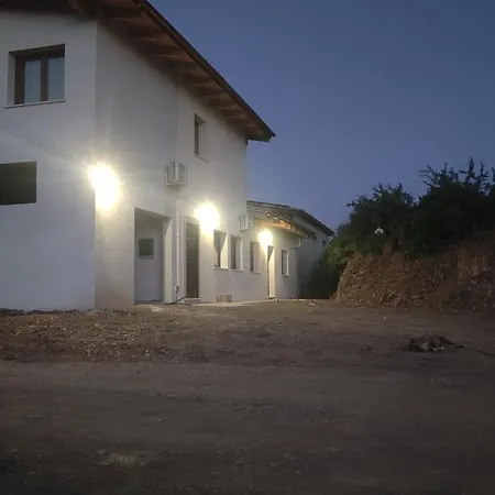 Κατάλυμα σε φάρμα Pramas Hospitality Ballao